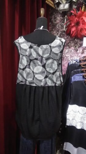 ブラック×ドット・ベスト