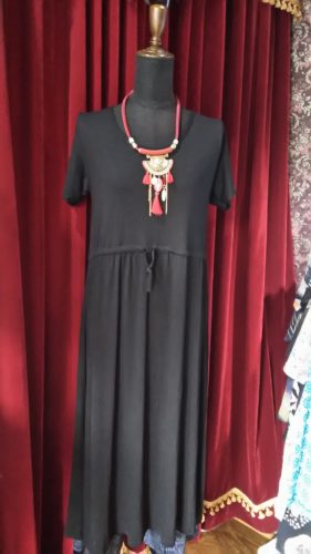 ブラック・ロングワンピース