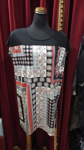 チュニック入荷しました♪